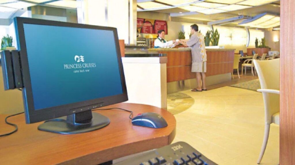 12 - Sapphire Princess