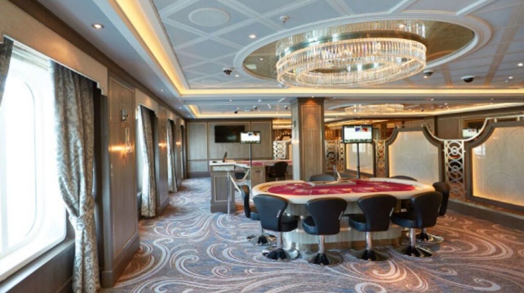 17 - Sapphire Princess