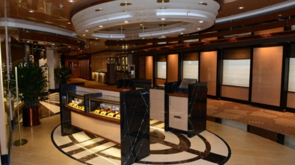 18 - Diamond Princess